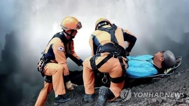 충북 제천 야산서 버섯 채취하다 실종된 60대 숨진 채 발견
