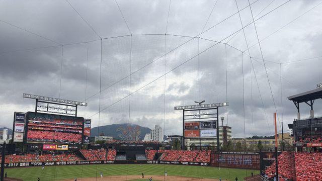 한화vs삼성, KBO 플레이오프 첫 경기 '접전'