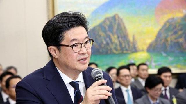 [2025 국감이슈] 투자 절반 줄이고 부동산 팔아 배당…MBK, 홈플러스 '현금 회수' 설계 정황