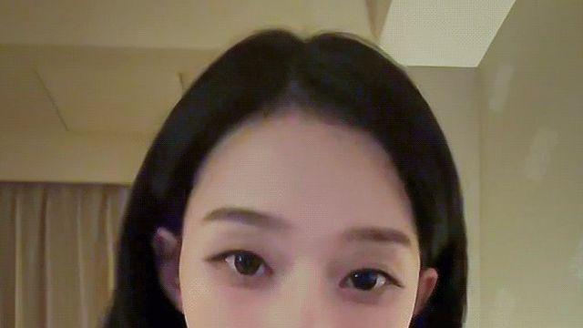 왜 자기한테 축구 감독을 하라는 건지 궁금한 윈터