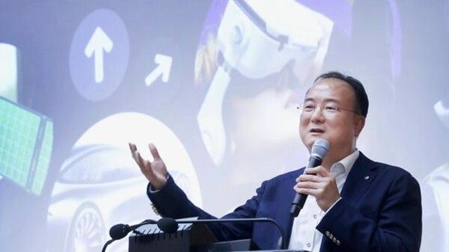 [CEO 직썰] 문혁수 LG이노텍 대표 “전문성 전환 역량이 미래 혁신 원동력”
