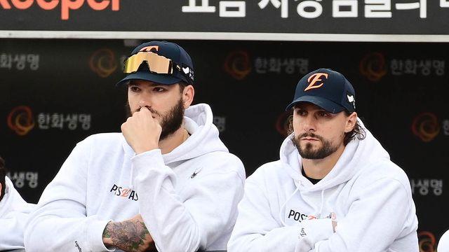한화, 33승 위력 어디로 사라졌나…정작 가을에 왜 이래, 폰세-와이스 원투펀치 난조는 예상 못했다 [PO2]