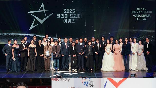 안재욱·육성재·김용림 등 한자리에…'2025 KDF' 화려한 여정 성료