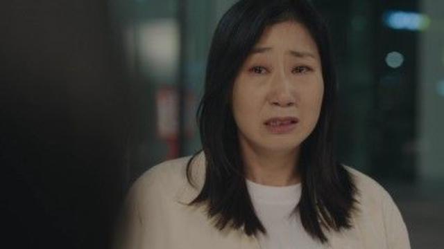 라미란, 코인 폭락으로 퇴직금 중도 정산…'반전' 폭등에 눈 반짝 (달까지 가자)