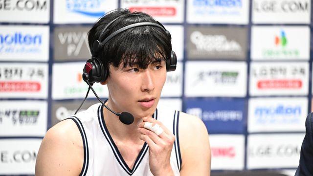 [IS 스타] 사령탑 공인 ‘최고의 방패’ 송교창 “강혁 선생님께 감사”