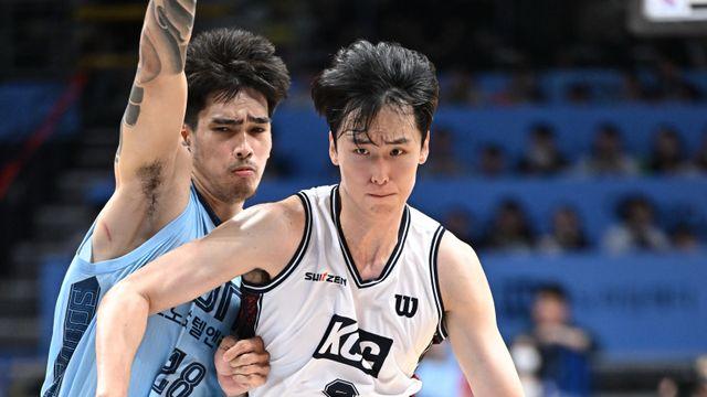 [IS 고양] KCC, ‘26점 합작’ 송교창·허웅 앞세워 2년 만에 4연승 질주