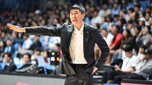 [IS 승장] ‘시즌 첫 4연승’ 이상민 KCC 감독 “송교창 수비는 최고, 허웅이 또 해줬다”