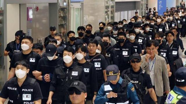 경찰, 캄보디아 송환자들 오늘 중 신병처리 방향 결정