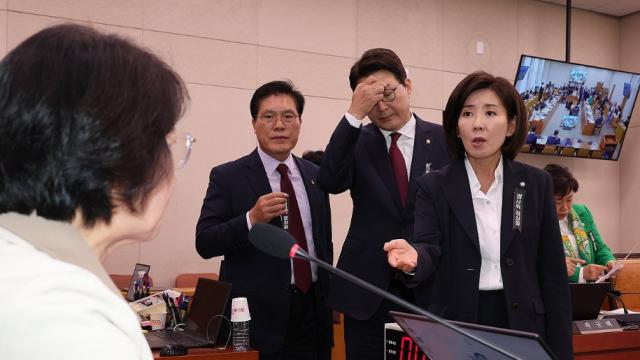 '李정부 국감' 2주차 돌입…내란재판·김현지 등 난타전 예상