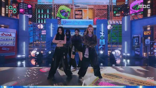 '음중' MEOVV, 기승전결 완벽한 'BURNING UP' 무대 펼쳤다
