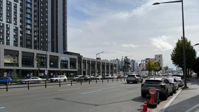 불법주정차로 몸살 앓는 수침교-용문역 네거리