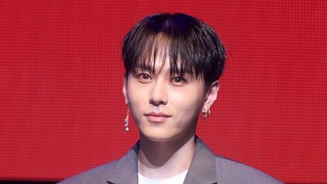 '불명예 탈퇴' 용준형이?…딩고 뮤직, 단체 사진 실수에 