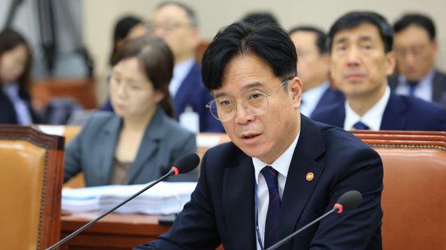 尹정부 반노동 정책까지 자화자찬한 노동부