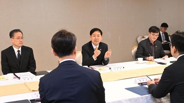 구윤철·배경훈 부총리 첫 회동…