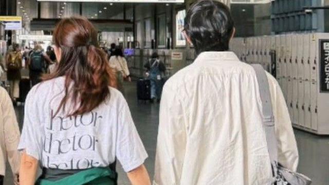 공효진♥케빈오, 일본 데이트 포착…손 꼭 잡고 '달달'