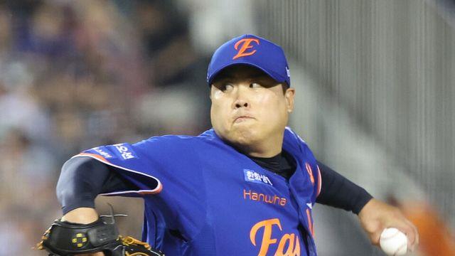 ‘대구 악몽’ 깨야 하는 류현진, 삼성은 ‘한화 킬러’ 후라도로 맞불… PO 3차전 운명은