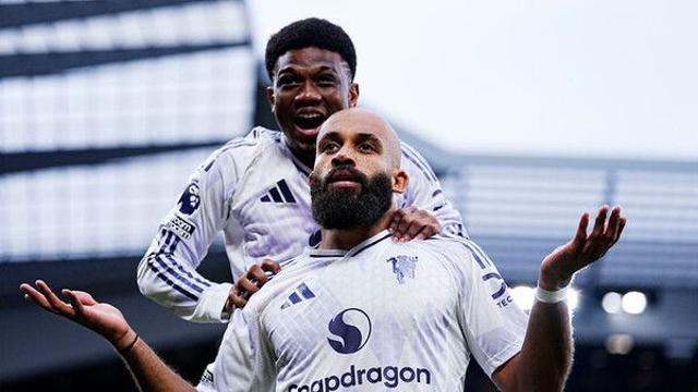 '매과이어 결승골' EPL 맨유, 9년 만에 리버풀 원정서 2-1 승리