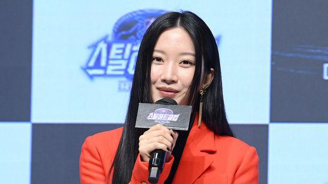 문가영, '밴드광'이었다…첫 음악 예능 MC까지 