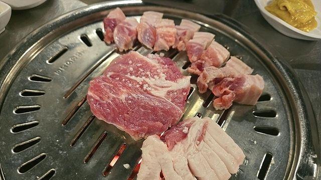 “불판닦이 용도인 줄⋯” 이번엔 제주 ‘비계 목살’ 논란