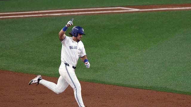 토론토, 시애틀 꺾고 ALCS 7차전으로…다저스는 웃는다