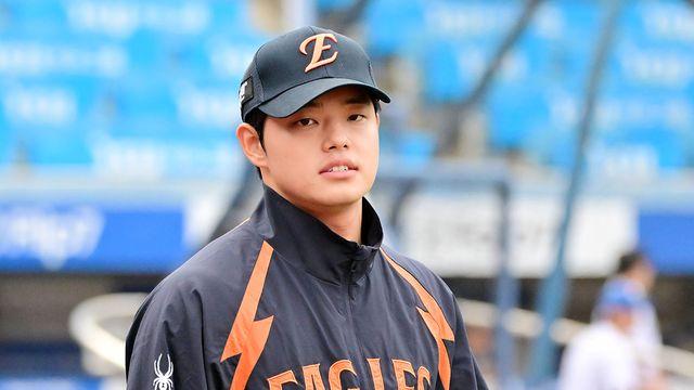 '162km 쾅' 문동주, 3차전도 불펜 대기…김경문 감독 