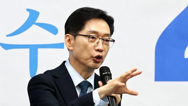 김경수, 경남지사 출마 묻자 