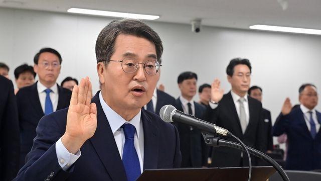 [속보] 김동연, ‘김현지 질의’ 발끈...“왜 나오냐, 도정 얘기해야”