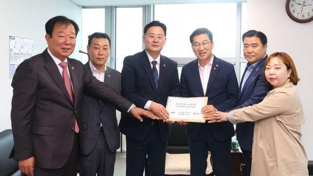 경기도의회 국힘-민주 ‘지방의회법 제정’에 뜻 모았다! 경기도 국감 기간 중 국회 행안위원장 면담