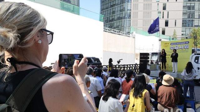 일본, ‘스마트폰 중독’ 대응 강화… 사용시간 제한·전문 진료소 등장