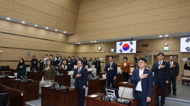 용산구의회, 제301회 임시회 개회…‘쓰레기 감량을 위한 결의안’ 통과