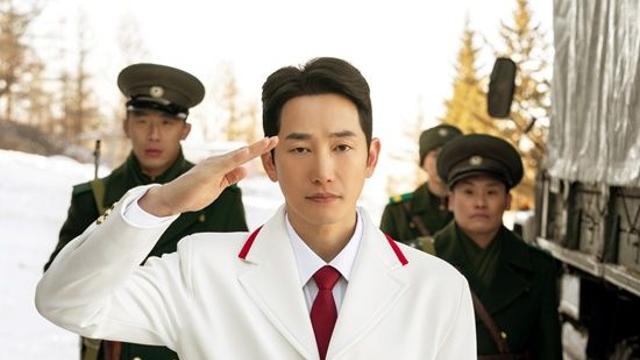 박시후, '가짜 찬양단 결성' 황당 명령 받은 北 장교…반전 매력 폭발 (신의악단)