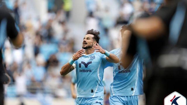 '동상 세우자!' 대구의 왕 세징야, 7번째 이달의 선수상 차지