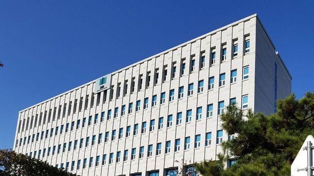 남해서 친딸 폭행해 숨지게 한 40대 가수 겸 아나운서 구속기소