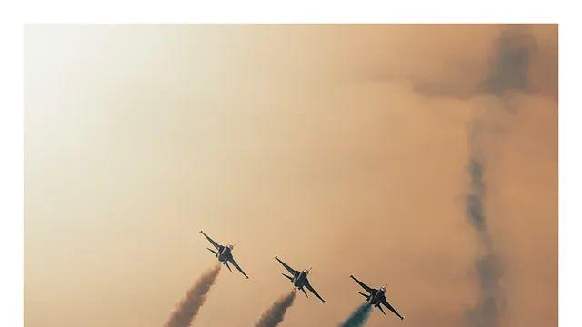 ADEX 에어쇼 오늘 5500장중 위 500장에서 건진것 먼저