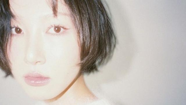 40kg대 '뼈말라' 된 화사, 단발 헤어까지 몰라볼 변신…가녀린 보디라인