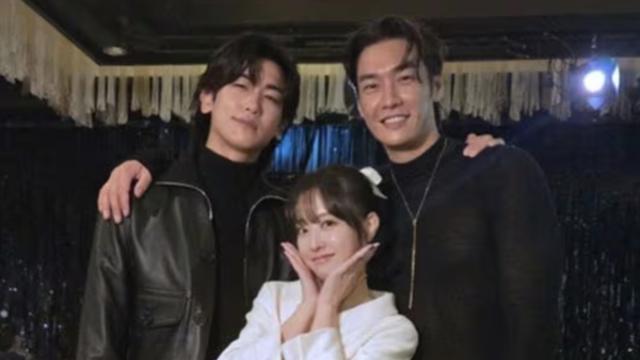 'W코리아' 캠페인 논란 속... 박보영 제지 사건 뒤늦게 조명