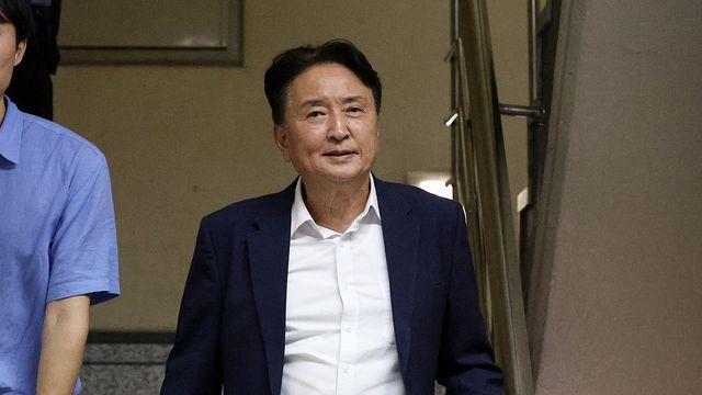 김영환 충북지사 수천만원 뇌물 혐의도…경찰, 구속영장 검토