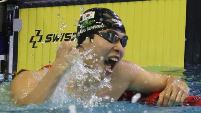 황선우 미쳤다! 한국新 2개 수립+4관왕 등극…남자 개인혼영 200m→계영 400m 연달아 쾌거! [전국체전]