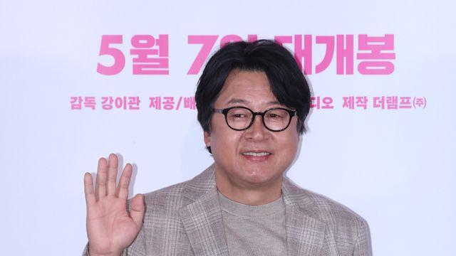 [단독] 김윤석, 김선호와 남남케미…거물 국회의원役 ‘의원님이’ 긍정 검토