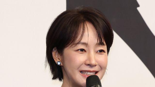 ‘김 부장 이야기’ 명세빈 “아빠-아들, 연결하는 엄마의 모습 연기…류승룡과 호흡 최고”