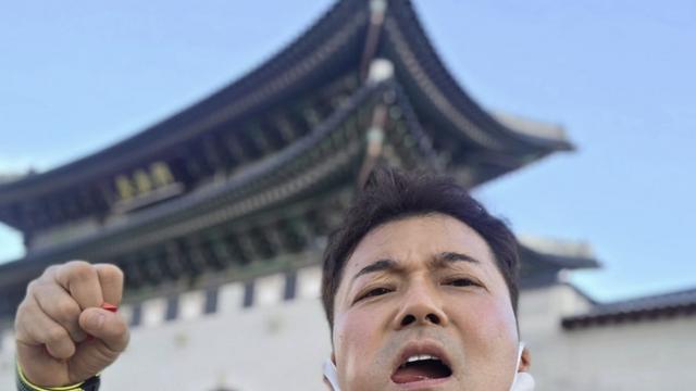 전현무, 48세 인생 처음…기안84 따라 열정 폭발 [AI 포토컷]