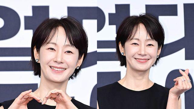 '50대 맞아?' 명세빈, 국민 첫사랑의 시간은 거꾸로 간다