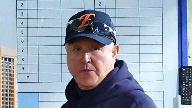 폰세·와이스 PO 3차전 출전명단 포함…한화 김경문 감독 “류현진·문동주 빼고 모두 대기”