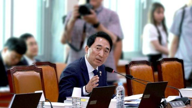 박수현, “국립중앙도서관 소장자료 9,500여개 훼손” 박수현, “국립중앙도서관 소장자료 9,500여개 훼손”