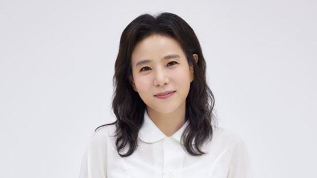 서정연, 재벌가 허당 사모님 변신…'키스는 괜히 해서!' 합류