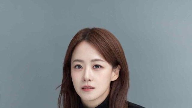 배우 류현경, 장편 영화 감독 데뷔…'고백하지마' 남도영화제 출품