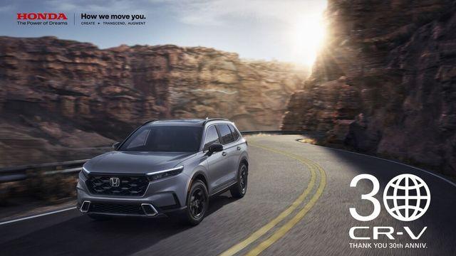 글로벌 1,500만대 신화! 혼다, CR-V 30주년 기념 로고·웹사이트 공개