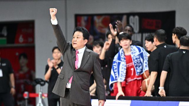 [IS 승장] ‘수비’로 슈퍼팀 제압→단독 1위…유도훈 감독 “디펜스로 이겼다”