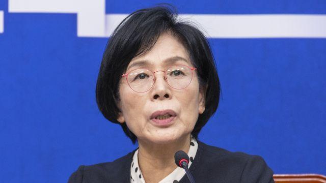 [속보] 최민희, MBC 간부 퇴장 논란 지속...“언론자유 위협 vs 친국힘 편파 보도”