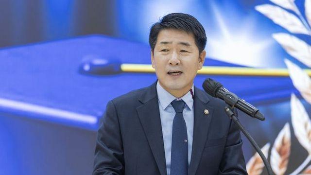 화성특례시의회, 2025 화성시 그린농업기술대학(원) 졸업식’ 참석